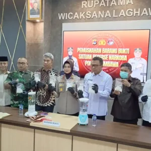 Polres Sumbawa Musnahkan 845,37 Gram Sabu Milik Anak Dibawah Umur Asal Dompu
