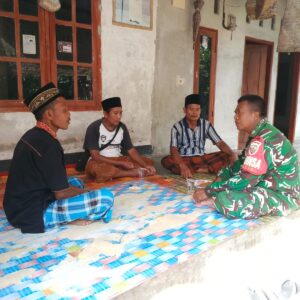 Humanis dan Dekat, Babinsa Golong Jaga Kondusifitas Wilayah