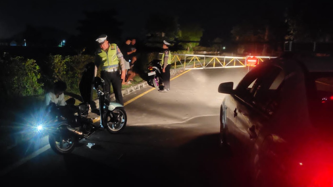 Satlantas Polres Lombok Barat Patroli Malam di Bypass BIL 2
