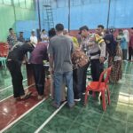Bhabinkamtibmas Desa Rempe Dampingi Sunat Massal, 10 Anak Ikuti Kegiatan dengan Lancar