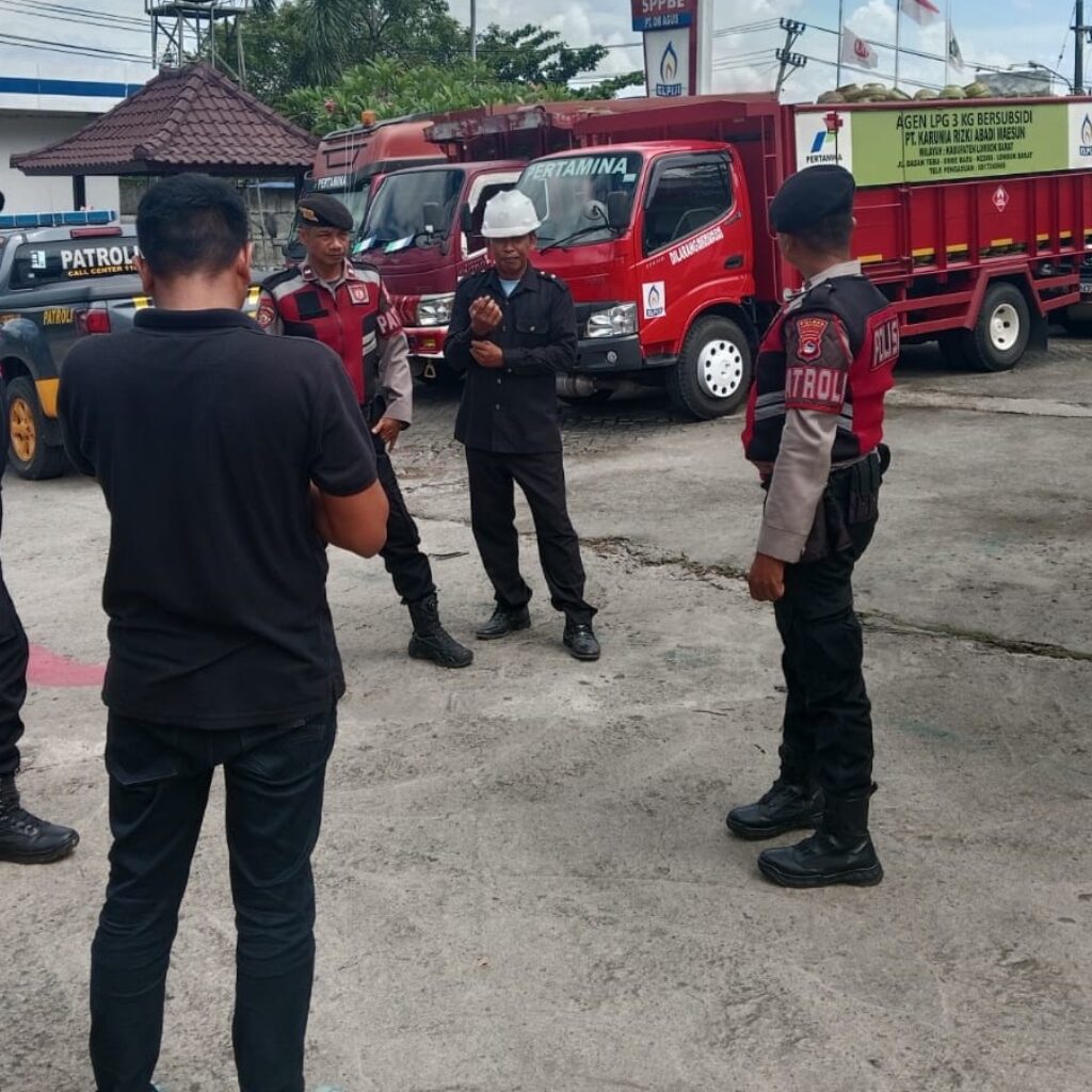 Waspada Penimbunan! Polres Lombok Barat Jamin Stok Gas LPG 3 Kg Aman Melalui Patroli Ketat