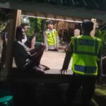 Patroli Dialogis Polsek Seteluk, Warga Dihimbau Waspada dan Jaga Lingkungan