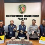 Selamatkan Uang Negara 2,8 Miliar, Polda NTB Limpahkan Tersangka dan Barang Bukti Kasus Korupsi Pengadaan Mebel SMK ke Kejaksaan