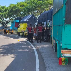Amankan Logistik di Gili Mas, Sat Samapta Polres Lombok Barat Siagakan Inovasi KEMOS 110