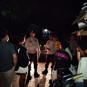 Patroli Blue Light Polsek Ambalawi Antisipasi 3C dan Ciptakan Situasi Aman Kondusif