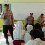 Gencarkan Door to Door System, Polsek Sekotong Bergerak Cepat Putus Mata Rantai Perundungan di Sekolah