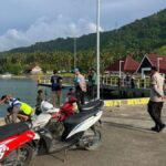 Polsek Sekotong Jaga Kamtibmas di Dermaga Tawun