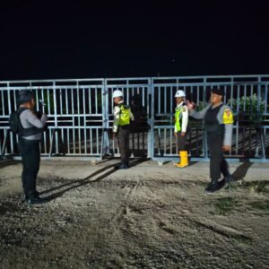 PERSONEL GABUNGAN LAKSANAKAN PENGAMANAN OBJEK VITAL PT. SUMBAWA TIMUR MINING DI KECAMATAN HU’U