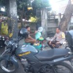 Bhabinkamtibmas Ijobalit Perkuat Silaturahmi dengan Warga Demi Keamanan Lingkungan