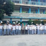 Bhabinkamtibmas Lenek Pesiraman Amankan Kelulusan Siswa SMK Majidi, Berikan Himbauan Kamtibmas