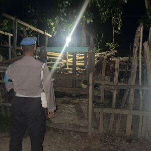 Antisipasi Pencurian Ternak, Polsek Sekotong Patroli Dini Hari