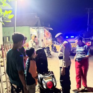 Patroli Blue Light Polsek Wawo Intensifkan Harkamtibmas, Antisipasi 3C dan Balap Liar