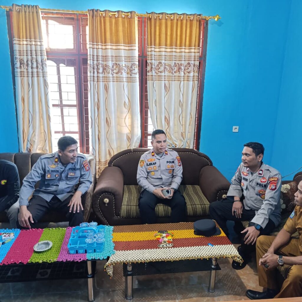 Perkuat Sinergitas, Kapolsek Lunyuk Lakukan Kunjungan Kerja ke Pemerintah Desa Perung