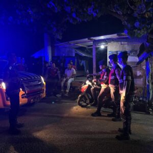 Hadir di Tengah Masyarakat, Turjawali Sat Samapta Polres Bima Kota Gelar Patroli Blue Light