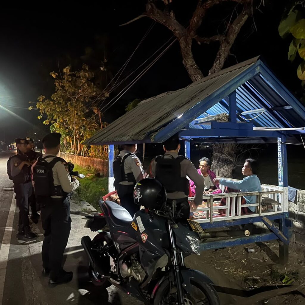Unit Patmor Polres Dompu Gencarkan Patroli Malam, Warga Diajak Wujudkan Lingkungan Aman