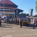 Personel Polsek Bolo Amankan Kepulangan 138 Jamaah Haji Kloter XI Asal Kecamatan Bolo, Madapangga, Soromandi dan Donggo