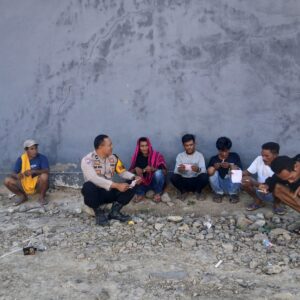 Bhabinkamtibmas Polres Bima Kota, Sambangi Warga Binaan, Sampaikan Imbauan Kamtibmas