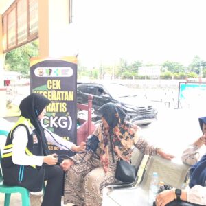 Si Dokes Polres Bima Kota Berikan Pelayanan Kesehatan dan Konseling Gratis Presisi kepada Personel dan Keluarga