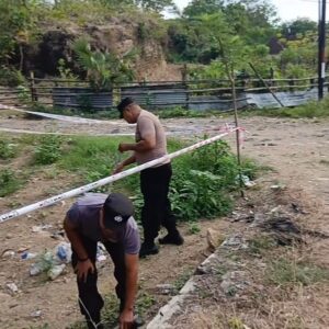 Wujudkan Lingkungan Bersih dan Asri, Polsek Moyo Hulu Gelar Bakti Sosial di Jembatan Desa Marga Karya