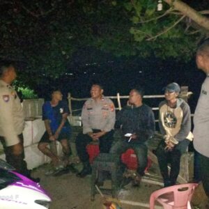Patroli Blue Light Polsek Asakota Intensifkan Pengamanan Malam, Antisipasi Gangguan Kamtibmas