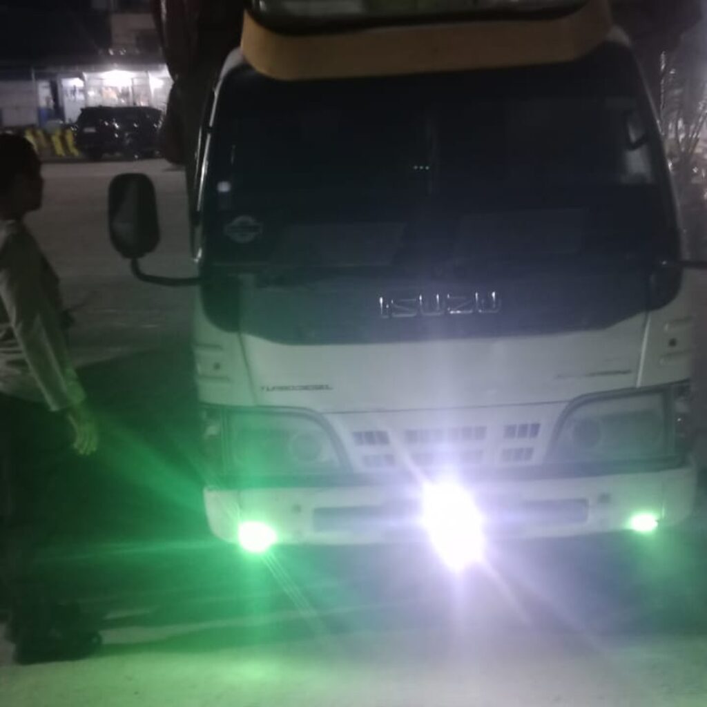 Pastikan Penyeberangan Aman, Polsubsektor KP3 Laut Sape Kawal Keberangkatan KMP Cakalang