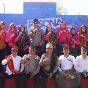 Hadiri Pawai Rimpu HUT Kabupaten Bima Ke-386 Kapolres Bima Kabupaten: Wujud Nyata Dukungan Polri Melestarikan Budaya dan Kearifan Lokal