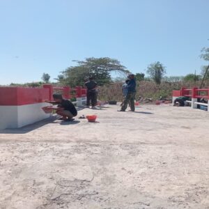 Gotong Royong TNI dan Warga Tuntaskan Jembatan Aramco 100 Persen