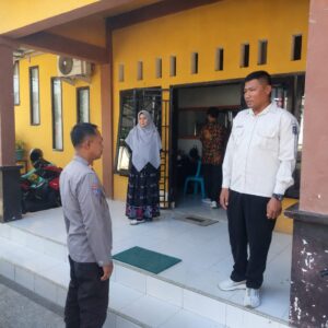 Sat Binmas Polres Sumbawa Barat Berikan Himbauan dan Penggalangan di Kelurahan Menala