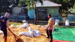 Dampingi Petani Pascapanen Jagung,Polri Edukasi Kualitas Hasil Panen untuk Tingkatkan Nilai Jual