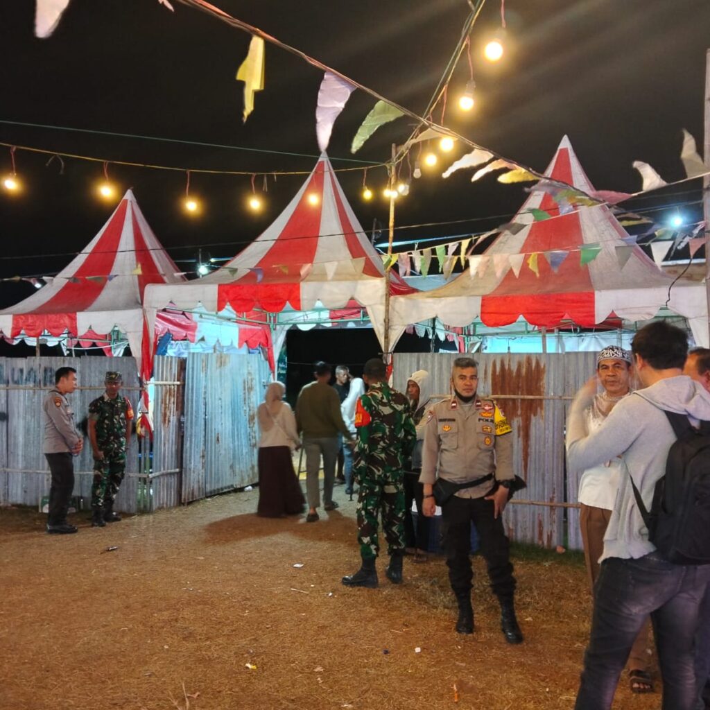 Patroli Blue Light Polsek Lambu Intensifkan Harkamtibmas, Berikan Pengamanan Pasar Malam dan Imbau Warga Jaga Keamanan