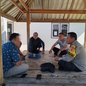 Bhabinkamtibmas Desa Tatar Sosialisasi Cegah TPPO, Himbau Warga Gunakan Jalur Resmi Bekerja ke Luar Negeri