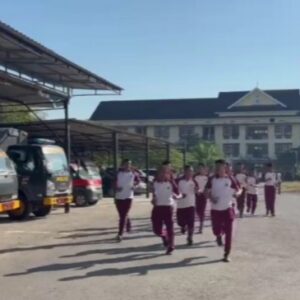 Sabtu Sehat, Polres Bima Kota Gelar Olahraga Bersama untuk Tingkatkan Kebugaran dan Kekompakan Personel