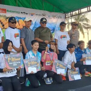 Color Fun Run 2026 Meriahkan HUT KLU ke-18, Polsek Bayan Pastikan Pengamanan Berjalan Aman dan Lancar