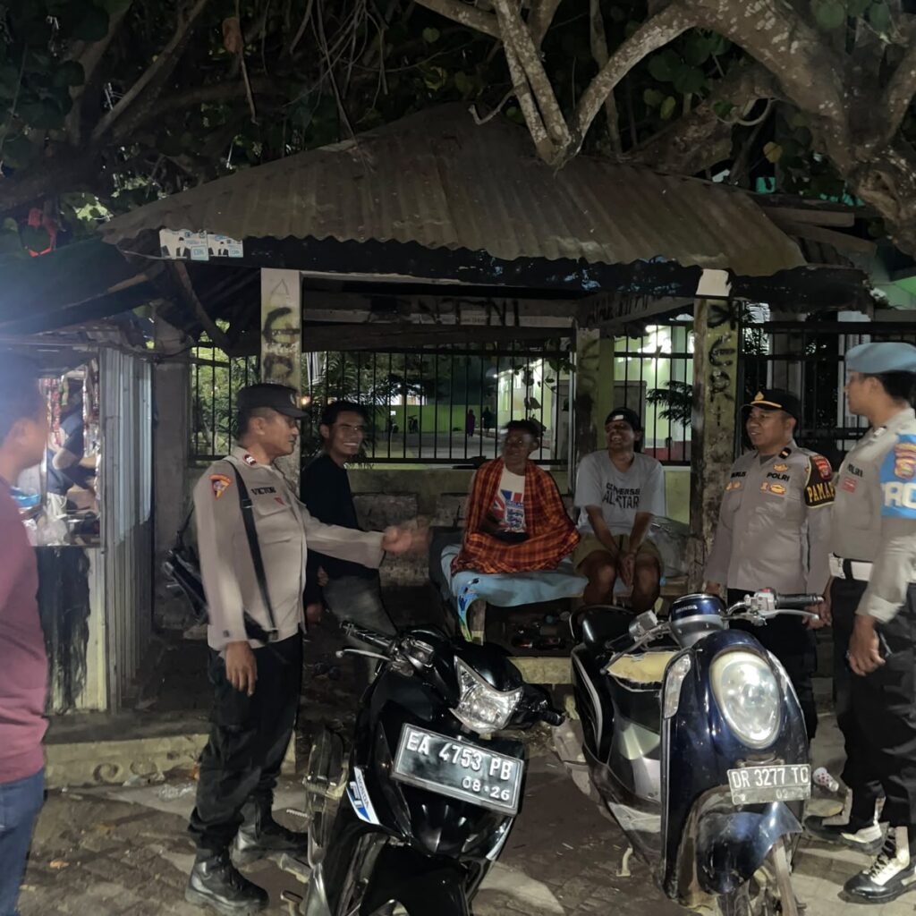Patroli Malam Polres Dompu Intensifkan Harkamtibmas, Ajak Masyarakat Bersama Jaga Keamanan Lingkungan