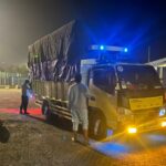Perketat Pintu Masuk NTB, Polsek Kawasan Pelabuhan Lembar Periksa Barang Bawaan KM DLN Oasis