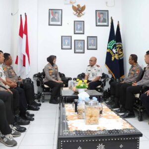 Sinergi Lintas Sektoral, Kapolres Lombok Barat Kunjungi Lapas Kuripan Perkuat Pengawasan Kamtibmas