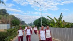 Jaga Kebugaran dan Fisik Personel, Anggota Polres Sumbawa Barat Gelar Olahraga Jalan Sehat