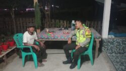 Patroli Dialogis Polsek Brang Rea Edukasi Warga Waspada TPPO dan Rabies, Ciptakan Kamtibmas Kondusif