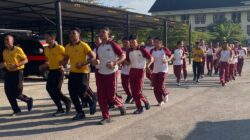 Olahraga Bersama Personel dan ASN, Polres Bima Kota Tingkatkan Kebugaran dan Soliditas