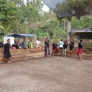 Meriahkan Lomba Gasing, Babinsa Jaga Semangat Sportivitas Pemuda