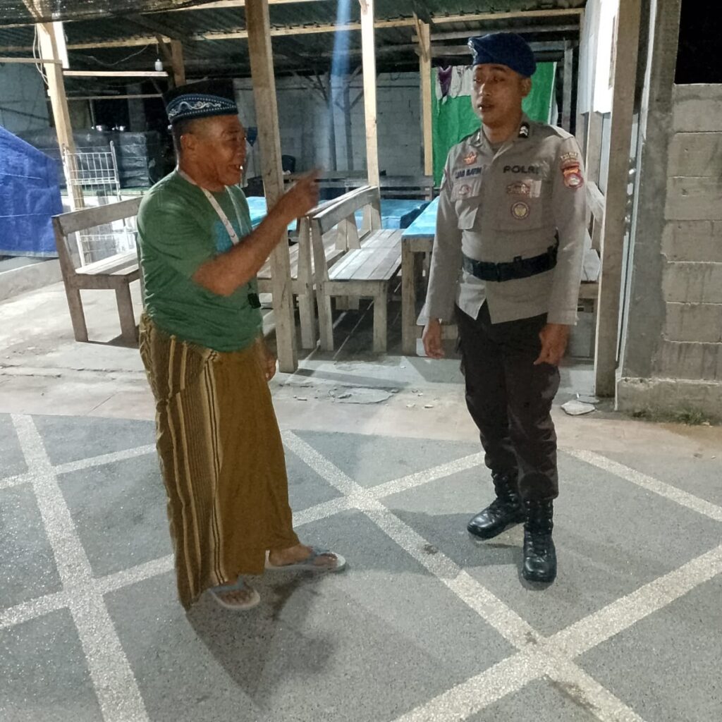 Sat Polairud Polres Lombok Utara Laksanakan Patroli Dialogis di Pelabuhan Teluk Nara