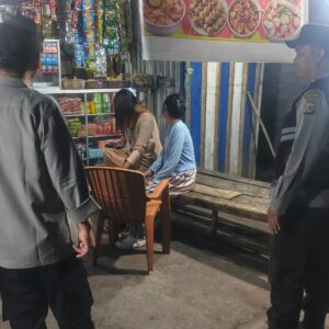 Polsek Gangga Gelar Patroli Dini Hari, Antisipasi 3C di Pemukiman Warga