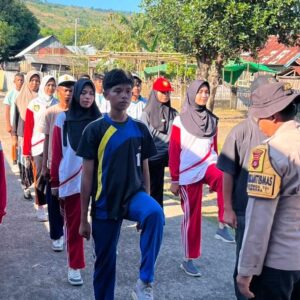 Menyambut HUT RI Ke-81, Polsek Tambora Latih Pasukan Pengibar Bendera Paskibraka