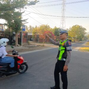 Satlantas Polres Lombok Utara Gelar Strong Point Pagi di 9 Titik Rawan Lalin Wilayah Pemenang, Tanjung dan Gangga