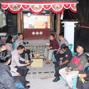 Kapolres Lombok Timur Cek Poskamling di Tiga Lokasi, Dorong Peran Aktif Masyarakat Jaga Kamtibmas