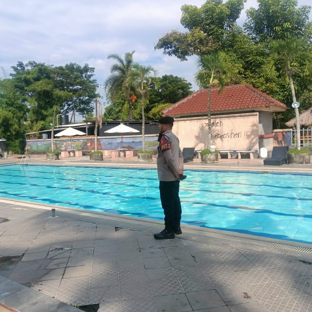 Patroli Presisi Polsek Praya Antisipasi 3C di Kolam Renang Matra