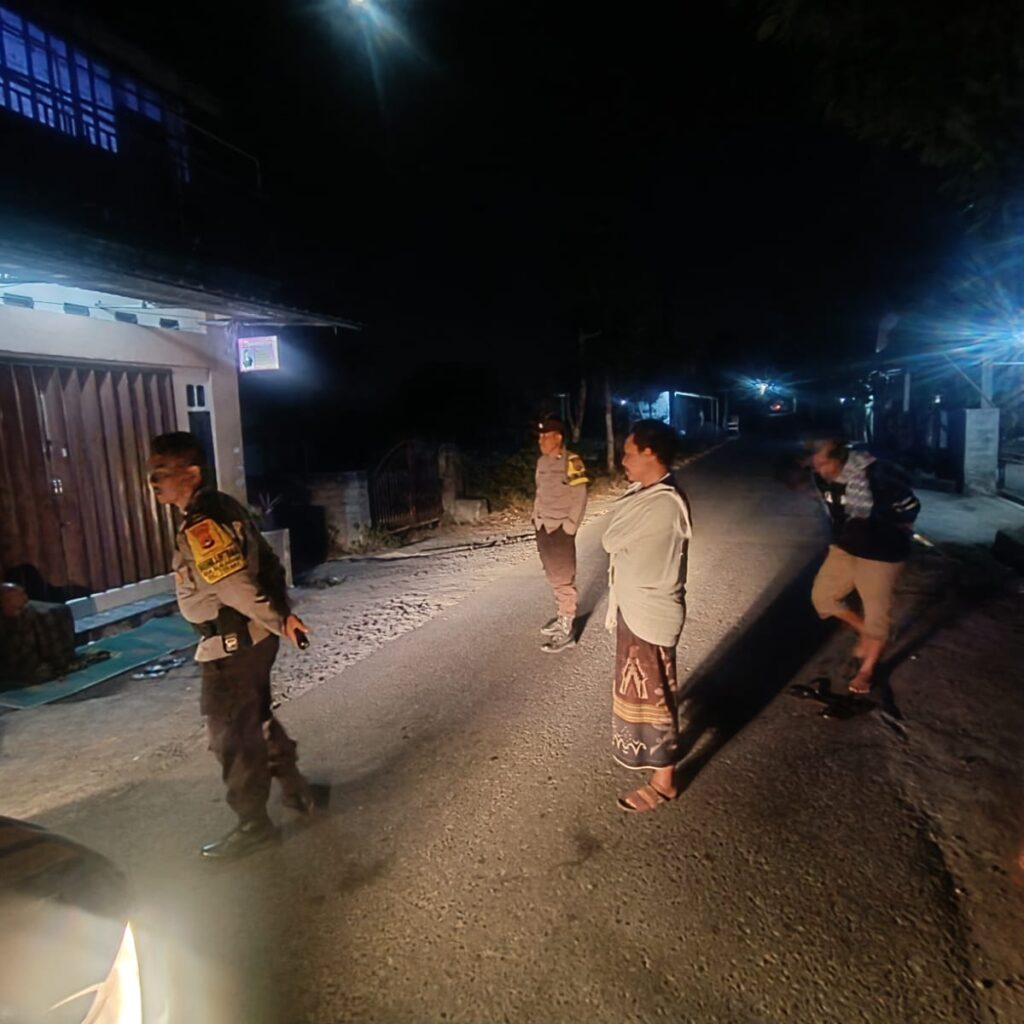 Antisipasi Tindak Kriminal Polsek Terara Intensifkan Patroli