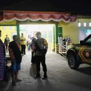 Patroli Malam di Jam Rawan Upaya Polsek Madapangga Cegah Potensi Guankamtibmas di Wilayah Hukumnya