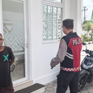 Polsek Pemenang Laksanakan Pengamanan di Bank NTB Syariah