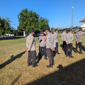 Tingkatkan Kedisiplinan dan Evaluasi Kinerja, Polres Sumbawa Barat Gelar Apel Fungsi